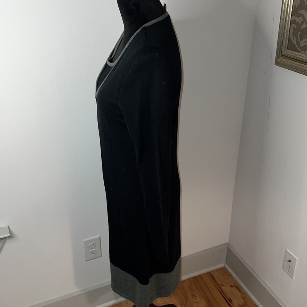 Susan Lawrence Sz M 100% acrylic sweater dress black gray edges - Picture 4 of 7